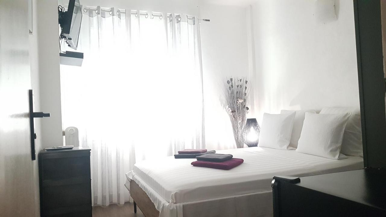 Les Pieds Dans L'Eau Bed & Breakfast Ница Екстериор снимка